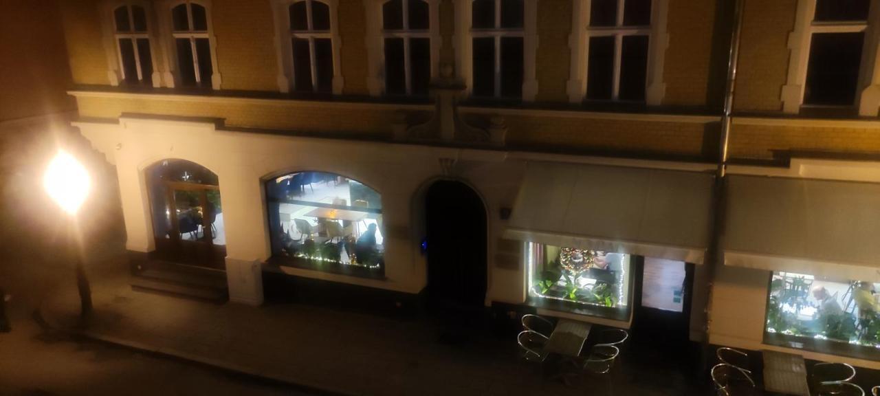 Private Apartament Wroniecka 6 - Parking Posen Exterior foto